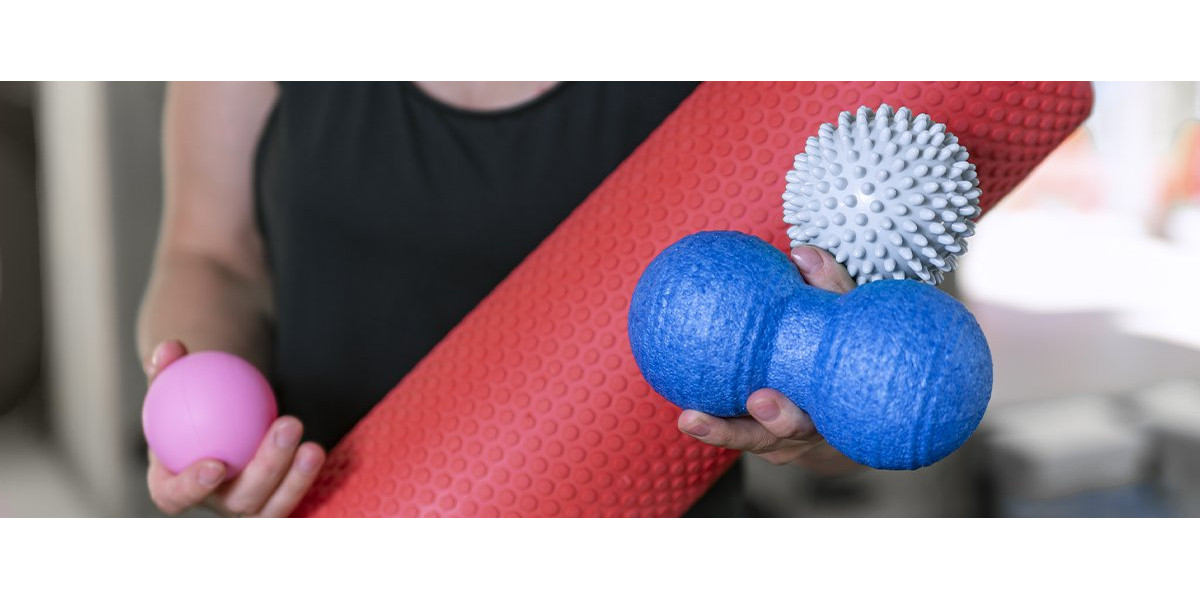 Массажный мячик или ролик - что выбрать?