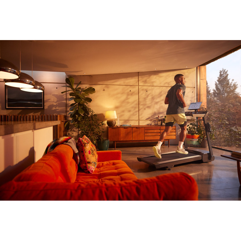 Бігова доріжка Adidas T-24c AVUS-10221