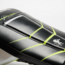 Боксерські рукавиці Leone GN110F REVO FLUO Black 12 унцій (бинти 4 м. в комплекті)
