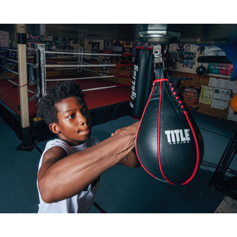 Пневмогруша боксерська TITLE Boxing Gyro Balanced Leather Speed Bag Black / M