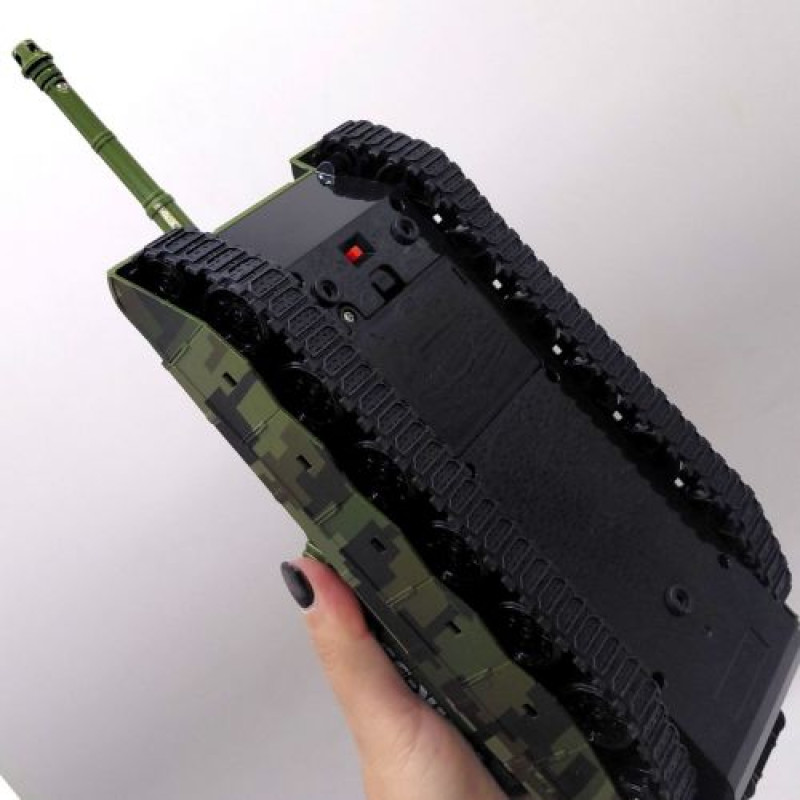 Танк на радіокеруванні, акумулятор, в коробці р.43,2*15,8*19,4см