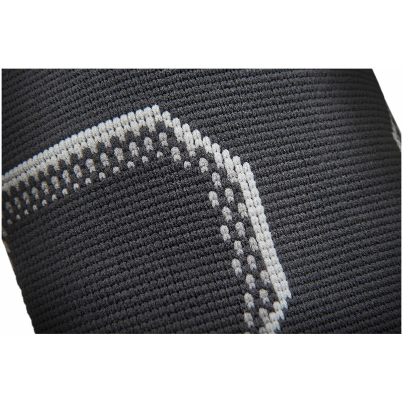 Фіксатор коліна Adidas Knee Support