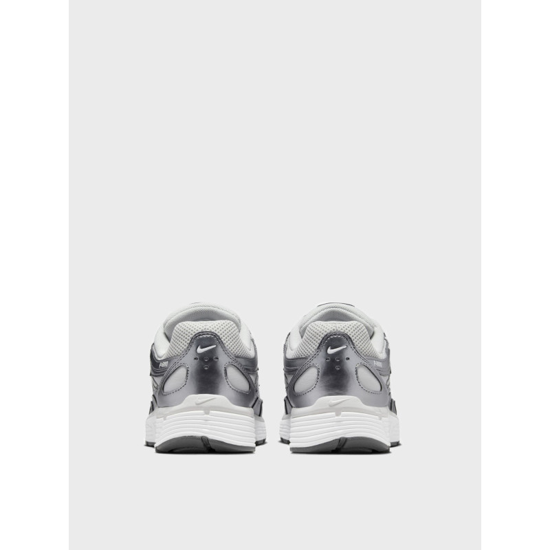 Кросівки жіночі Nike P-6000 (IO3496-001)