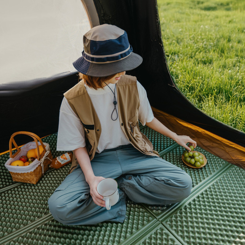 Килимок туристичний складаний двомісний IXPE Naturehike CNK2450WS044 з алюмінієвою плівкою, 200x120x1.8 см, оливковий