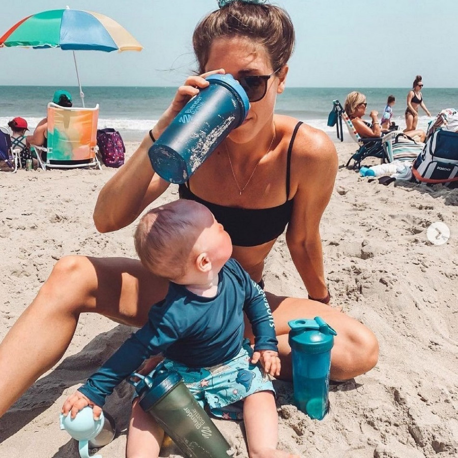 Шейкер спортивний BlenderBottle Pro45 1270ml Ocean Blue