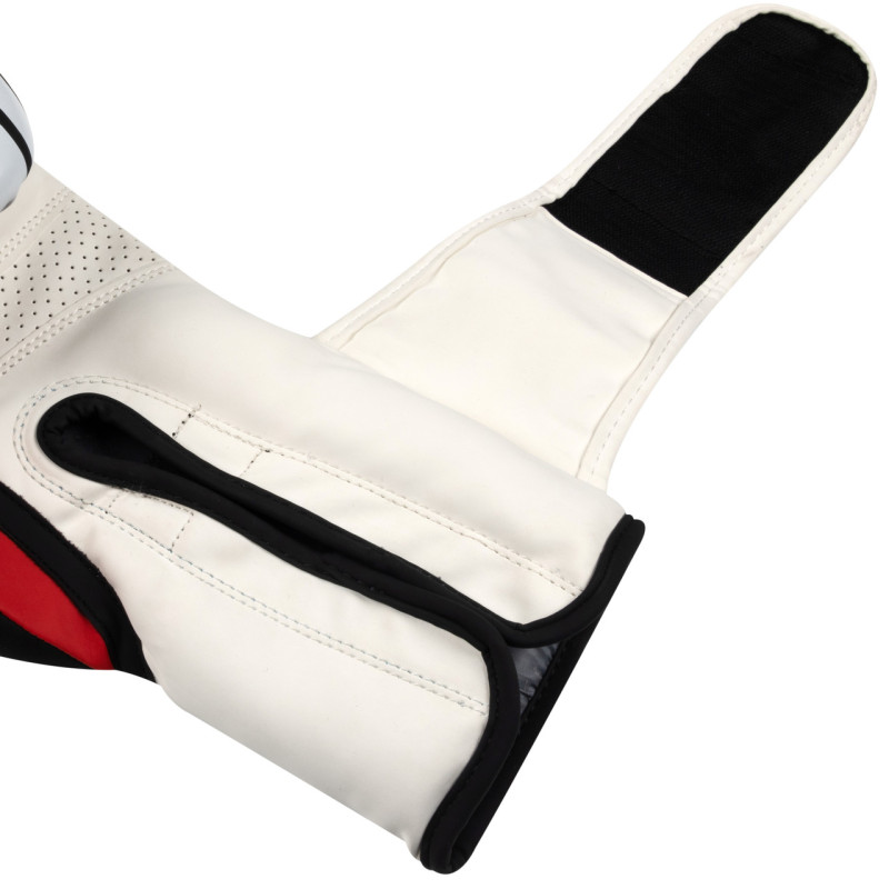 Боксерские перчатки PowerPlay 3086 Matt Challenger Черно-Белые 10 унций