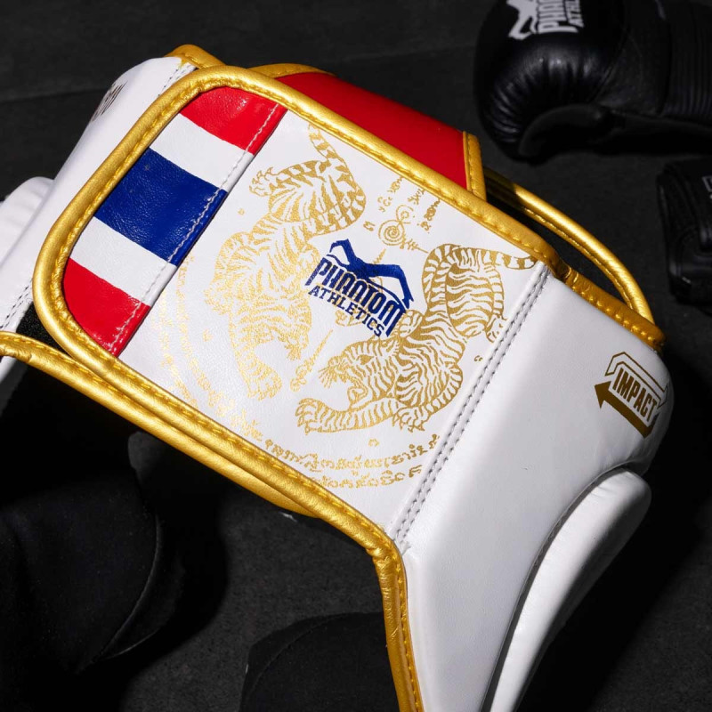 Боксерський шолом Phantom Muay Thai Full Face White Gold
