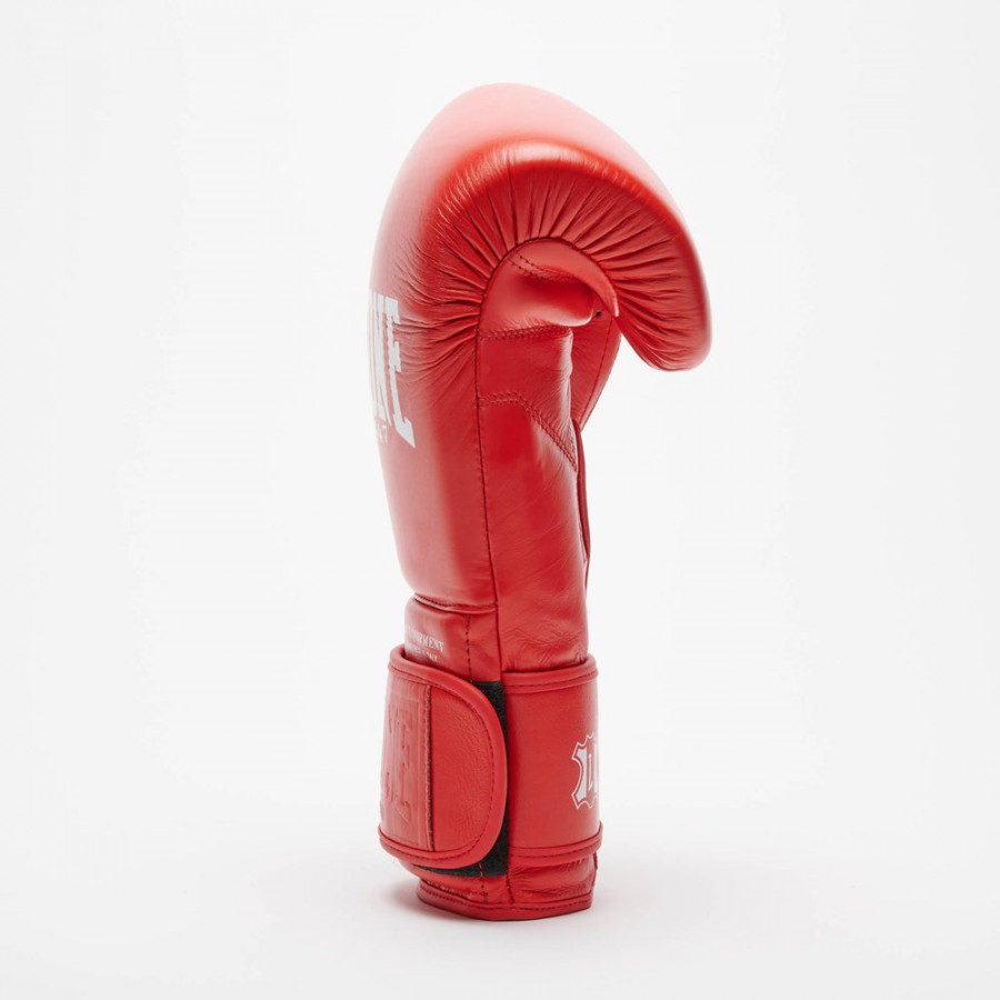 Боксерські рукавиці Leone GN111 THE GREATEST Red 12 унцій (бинти 4 м. в комплекті)