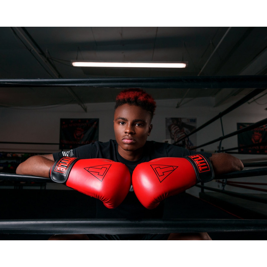 Боксерські рукавиці TITLE Boxing Vegan Gloves Red/Black 12 oz