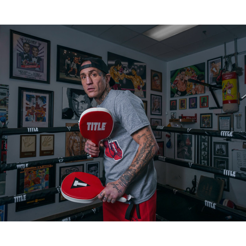 Боксерські ракетки тренувальні TITLE Boxing Punch Training Paddles Red, Штучна шкіра, Піна, Червоний