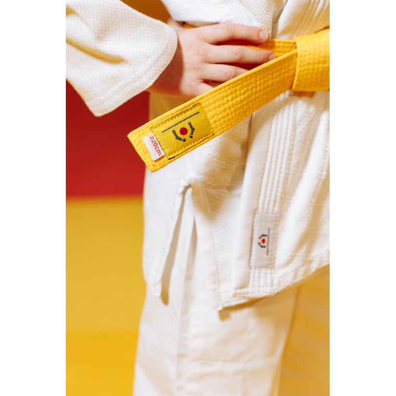 Белое детское кимоно для мальчиков, дзюдо, TM BUDOGI серия BEGINNER, рост 110 см, плотность 350 гр/м.кв.