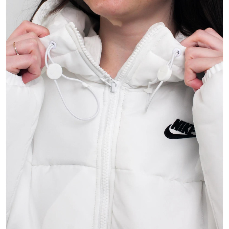 Куртка жіноча Nike Sportswear Classic Puffer Therma-Fit Loose Hooded Jacket (FB7672-100)