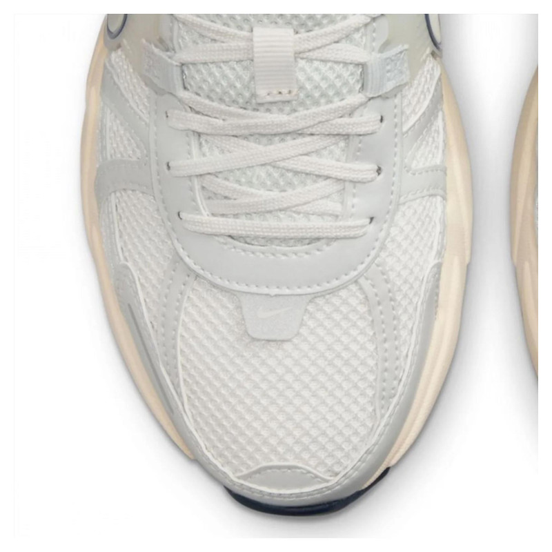 Кросівки для бігу жіночі Nike V2k Run (FD0736-004)