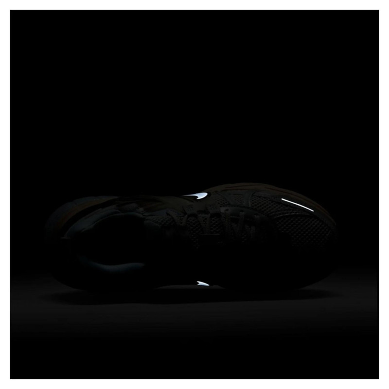 Кросівки для бігу жіночі Nike V2k Run (FD0736-004)