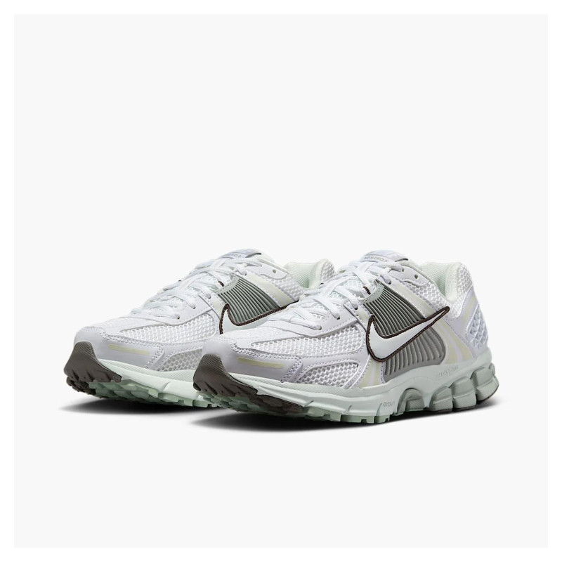 Кросівки жіночі Nike Zoom Vomero 5 (FJ2028-103)