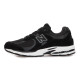 Кросівки чоловічі New Balance 2002R (M2002RBK)