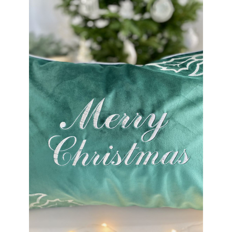 Наволочка новорічна оксамитова вишивана NOV01S "Merry Christmas"