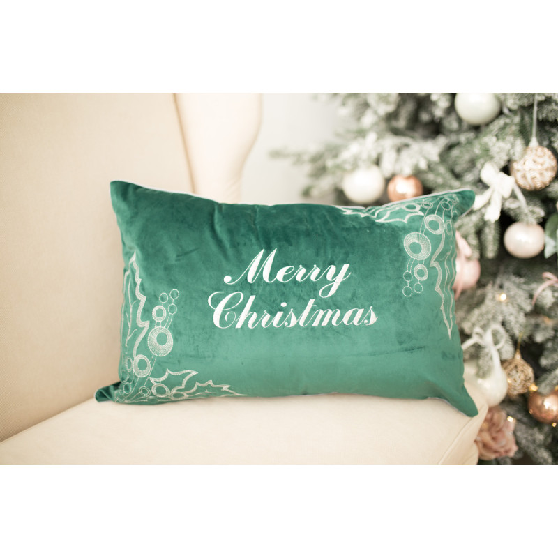 Наволочка новорічна оксамитова вишивана NOV01S "Merry Christmas"
