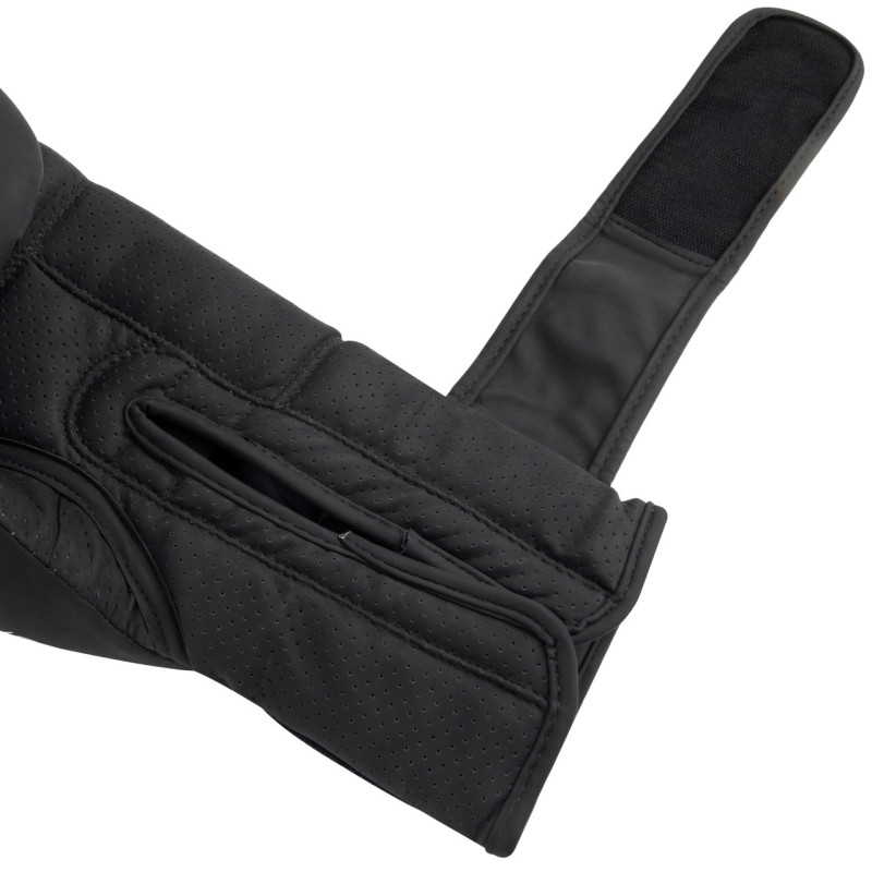 Боксерські рукавиці PowerPlay 3024 Ultra Mat, 16 унцій, Штучна шкіра (PU), Чорно-білий