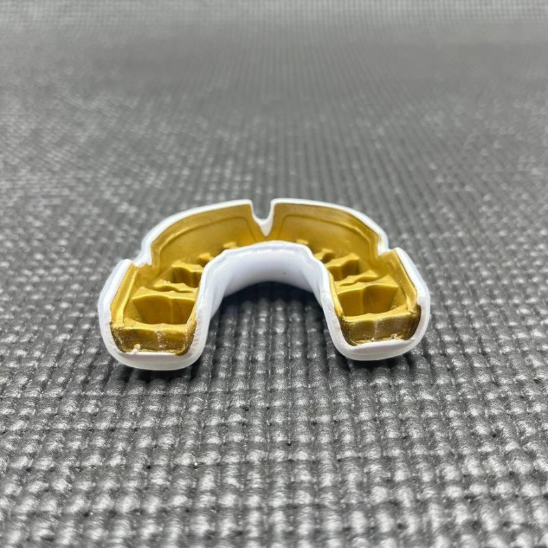 Капа OPRO Instant доросла (вік 11+) White/Gold (art.102520006)