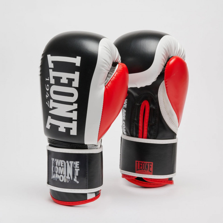 Боксерські рукавиці Leone GN333 LOGO WACS Black 10 унцій (капу в комплекті)