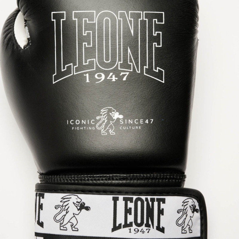 Боксерские перчатки Leone GN208 ICONIC Black (бинты 4 м. в комплекте), 12 унций, Натуральная кожа буйвола, Полиуретан, Черный
