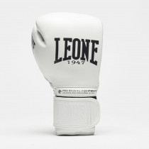 Боксерські рукавиці Leone GN111 THE GREATEST White 12 унцій (бинти 4 м. в комплекті) Боксерські рукавиці Leone GN111 THE GREATEST White 12 унцій (бинти 4 м. в комплекті)