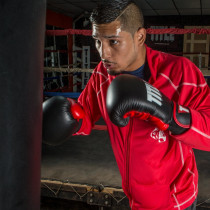 Боксерські рукавиці TITLE Boxing Dynamic Strike Black/Red 12 oz