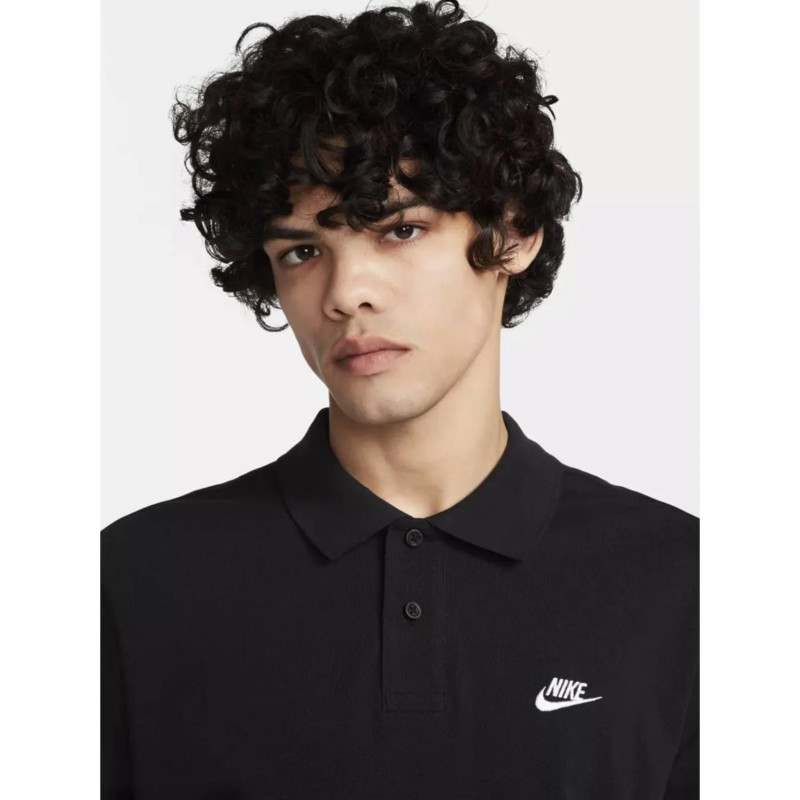 Футболка чоловіча Nike Club (FN3894-010)