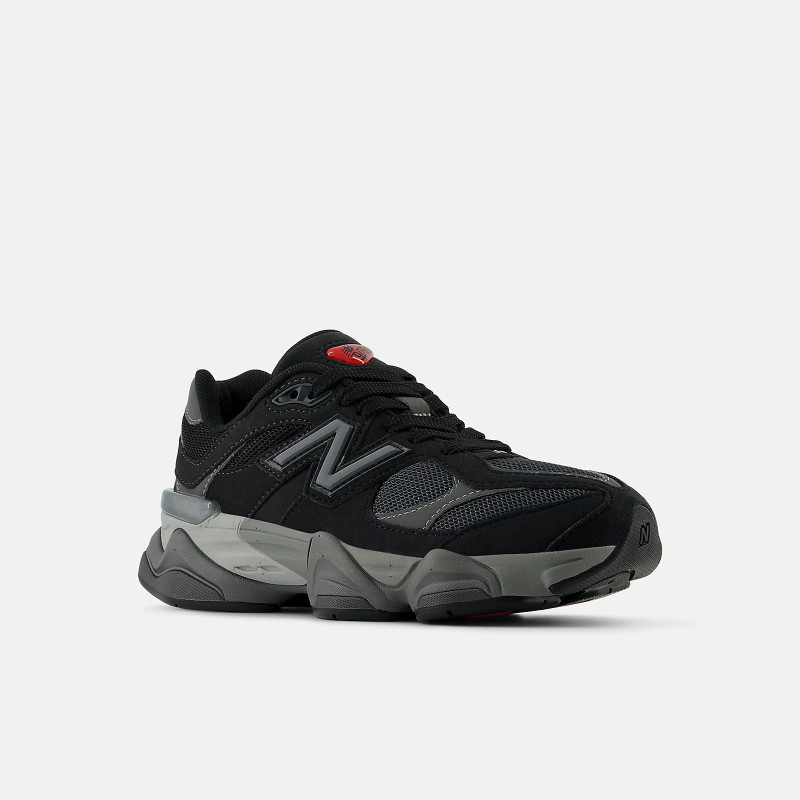 Кросівки жіночі New Balance 9060 (GC9060BK)