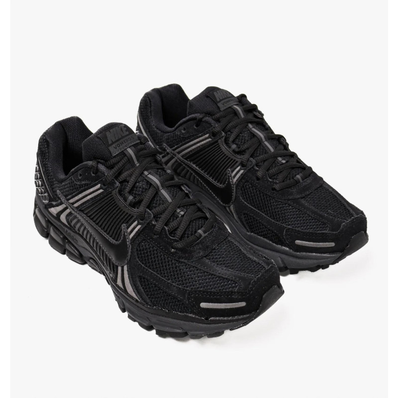 Кросівки чоловічі Nike Zoom Vomero 5 (HF1553-001)