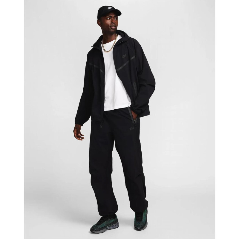 Брюки чоловічі Nike Tech Black (HM7158-010)