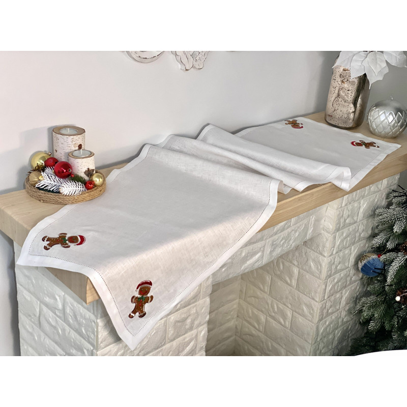 Доріжка на стіл з вишивкою GINGERBREAD MAN