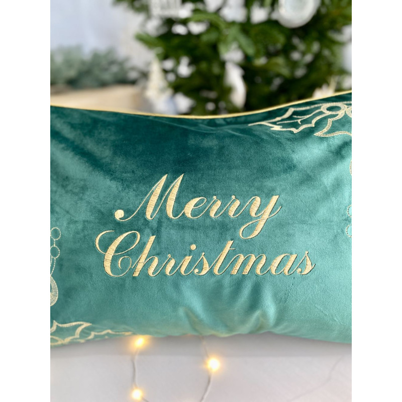 Наволочка новорічна оксамитова вишивана NOV01ZH "Merry Christmas"