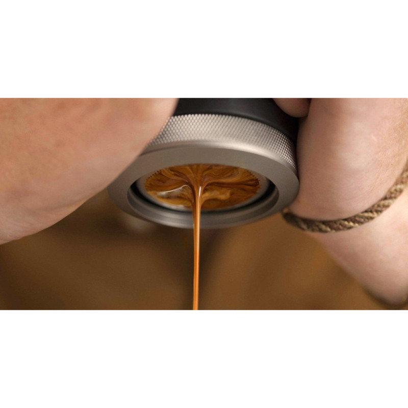 Набір для кави Wacaco Picopresso: еспресо-кавоварка, чохли та стенд-підставка