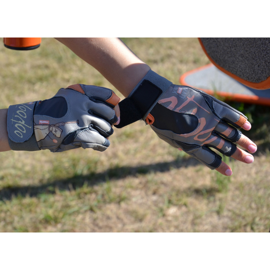 Рукавички для фітнесу MadMax MFG-921 Voodoo Light grey/orange M