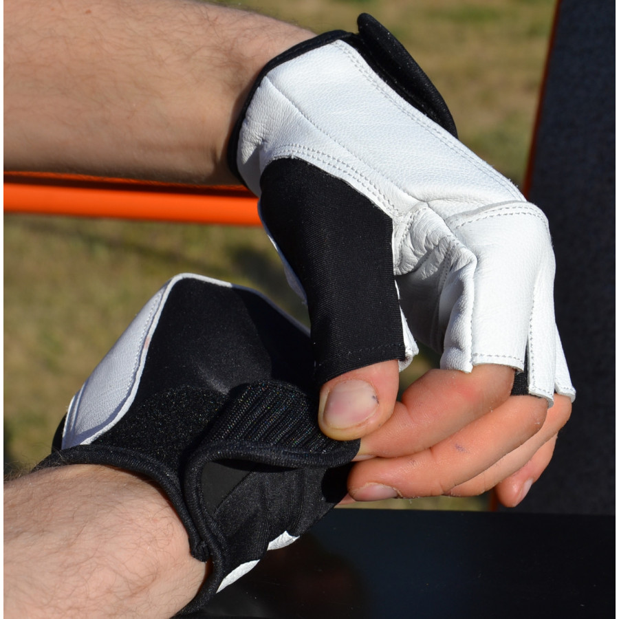 Рукавички для фітнесу MadMax MFG-444 Fitness White M