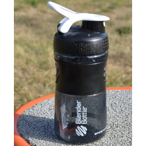 Шейкер спортивний (пляшка) BlenderBottle SportMixer Flip 20oz/590ml Black/White Шейкер спортивний (пляшка) BlenderBottle SportMixer Flip 20oz/590ml Black/White