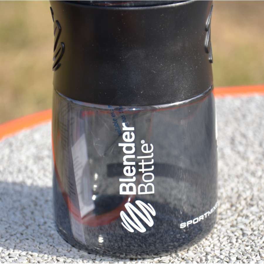 Шейкер спортивний (пляшка) BlenderBottle SportMixer Flip 20oz/590ml Black/White