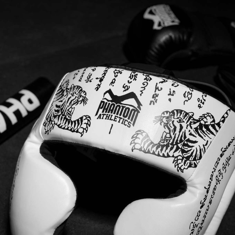 Боксерський шолом Phantom Muay Thai Full Face White