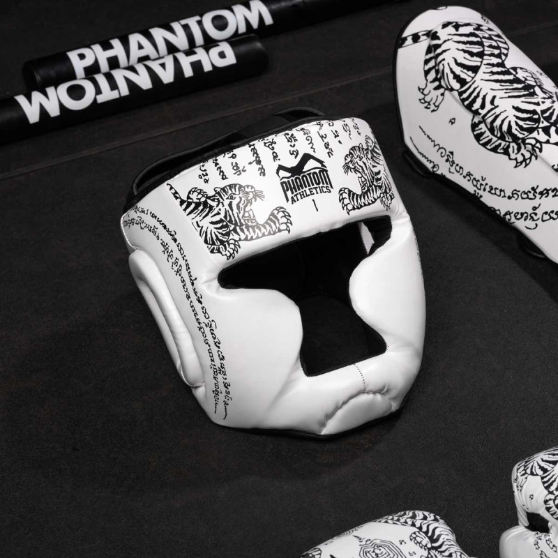 Боксерський шолом Phantom Muay Thai Full Face White
