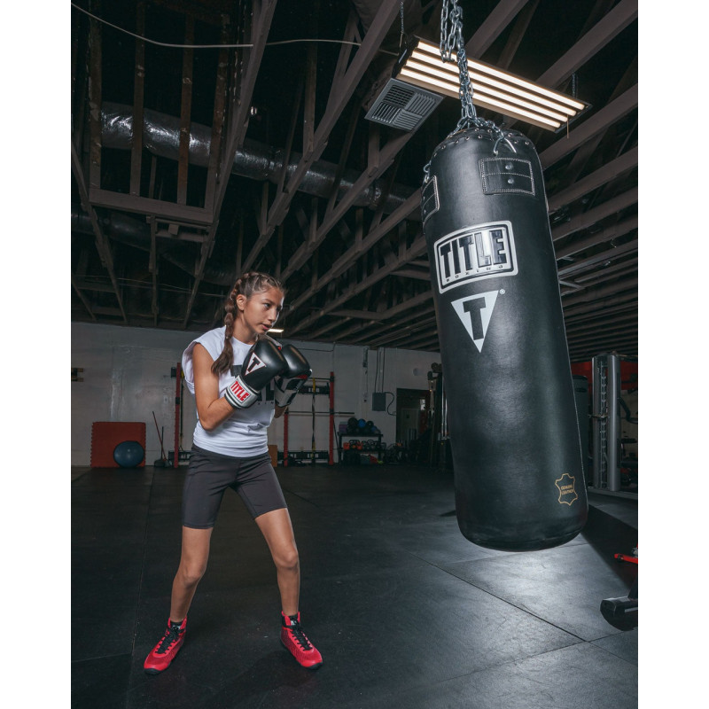 Боксерські рукавиці TITLE Classic Leather 2.0 Black/White/Red M 12 oz