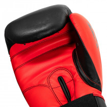 Боксерські рукавиці TITLE Boxing Dynamic Strike Black/Red 14 oz