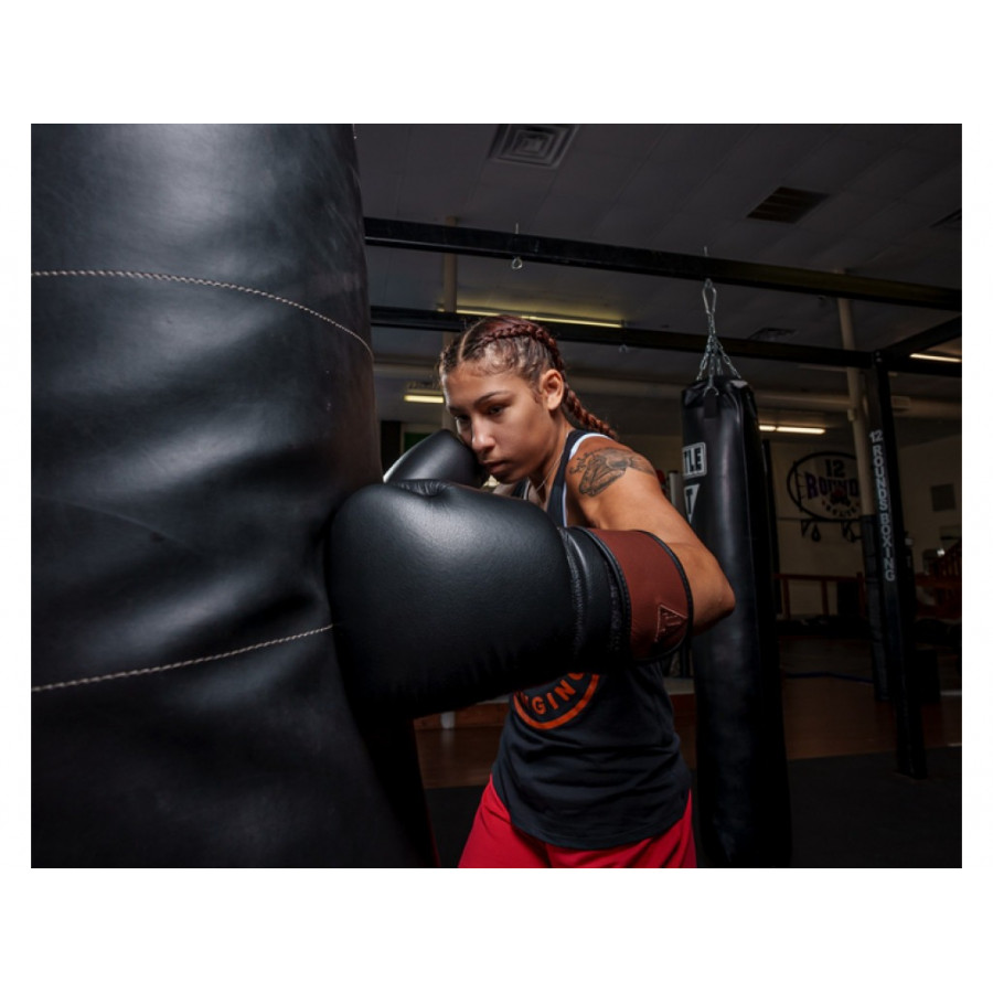 Боксерські рукавиці TITLE Boxing Honorary Black M 12 oz