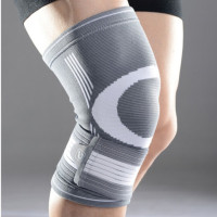 Фіксатор коліна LiveUp KNEE SUPPORT