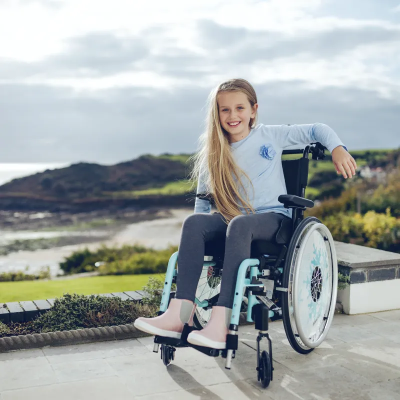 Активне дитяче крісло колісне Invacare Action 3 Junior Evolutive (Action 3 Junior Evolutive-2608)
