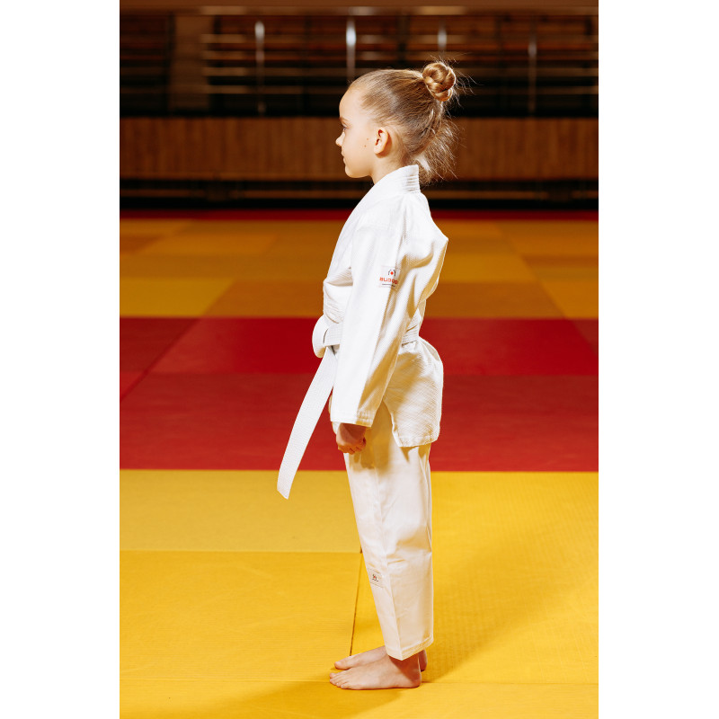 Біле дитяче кімоно для дівчаток, дзюдо, TM BUDOGI серія BEGINNER, зріст 120 см, щільність 350 гр/м.кв.