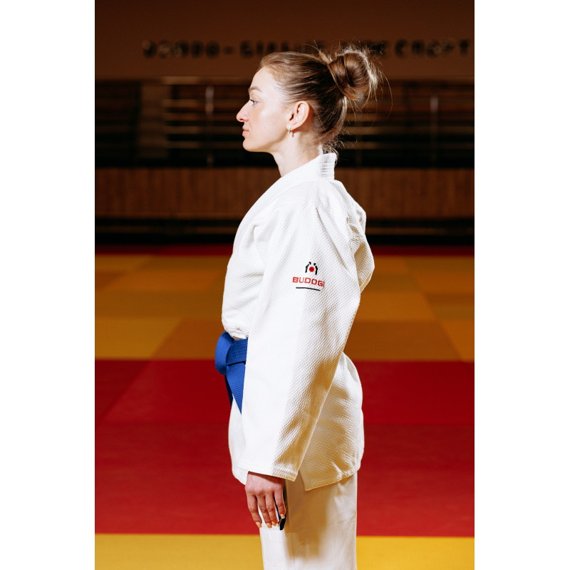 Белое кимоно для девочек/женщин, дзюдо, TM BUDOGI серия ADVANCED, рост 160 см, плотность 500 гр/м.кв.