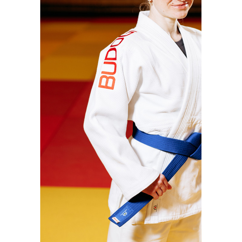 Біле кімоно для дівчат/жінок, дзюдо, TM BUDOGI серія PRO, зріст 180 см, щільність 650 гр/м.кв.