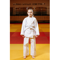 Белое детское кимоно для девочек, айкидо, TM BUDOGI, рост 140 см, плотность 240 гр./м.кв.